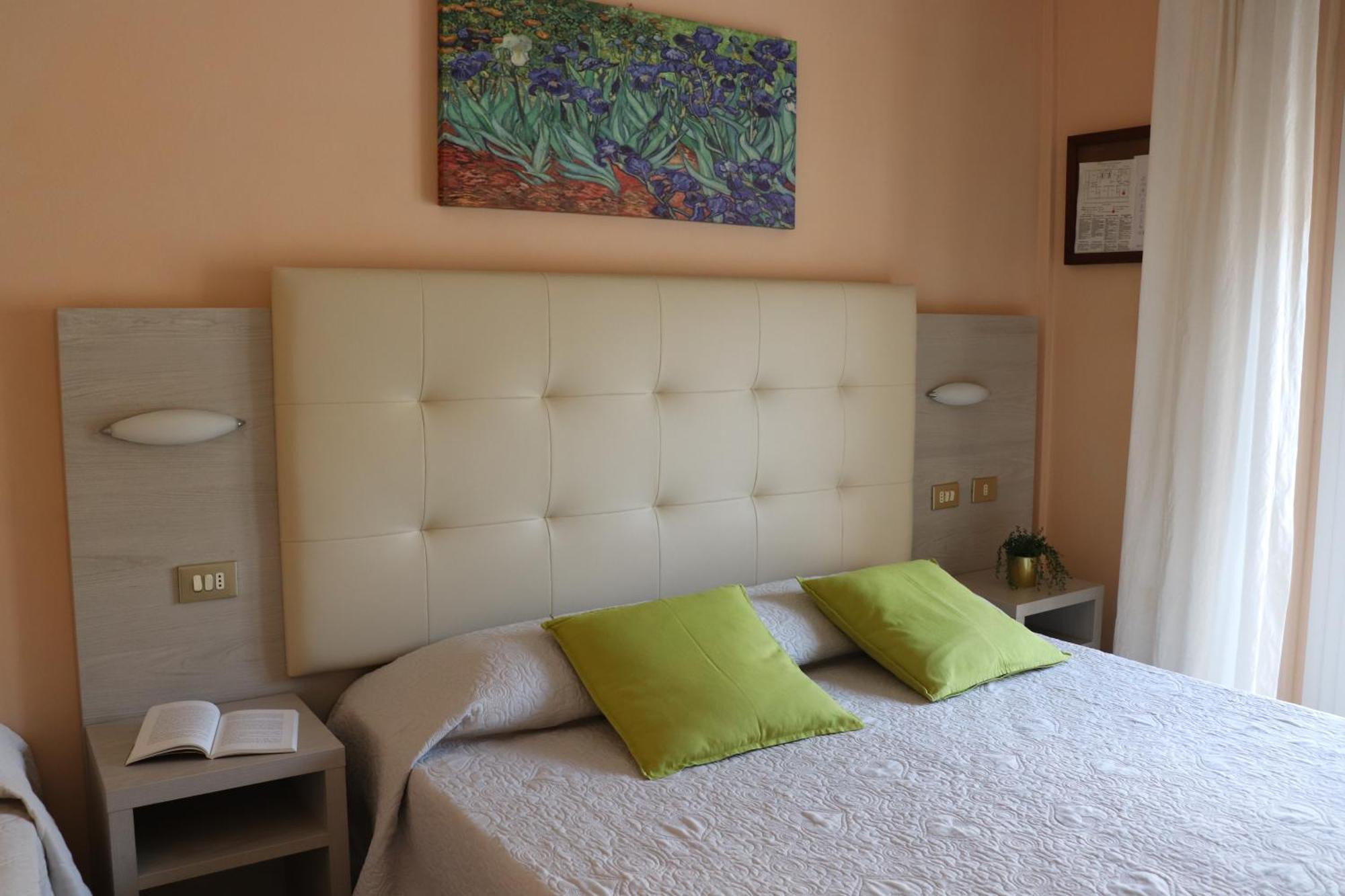 Hotel Barca D'Oro Bellaria-Igea Marina Buitenkant foto