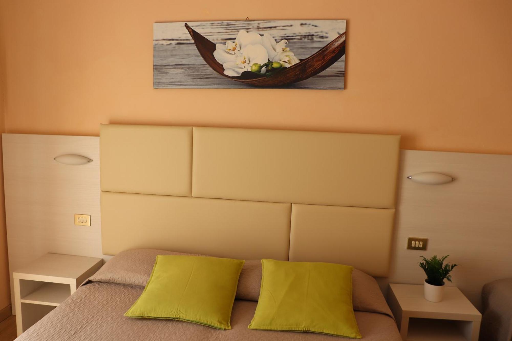 Hotel Barca D'Oro Bellaria-Igea Marina Buitenkant foto