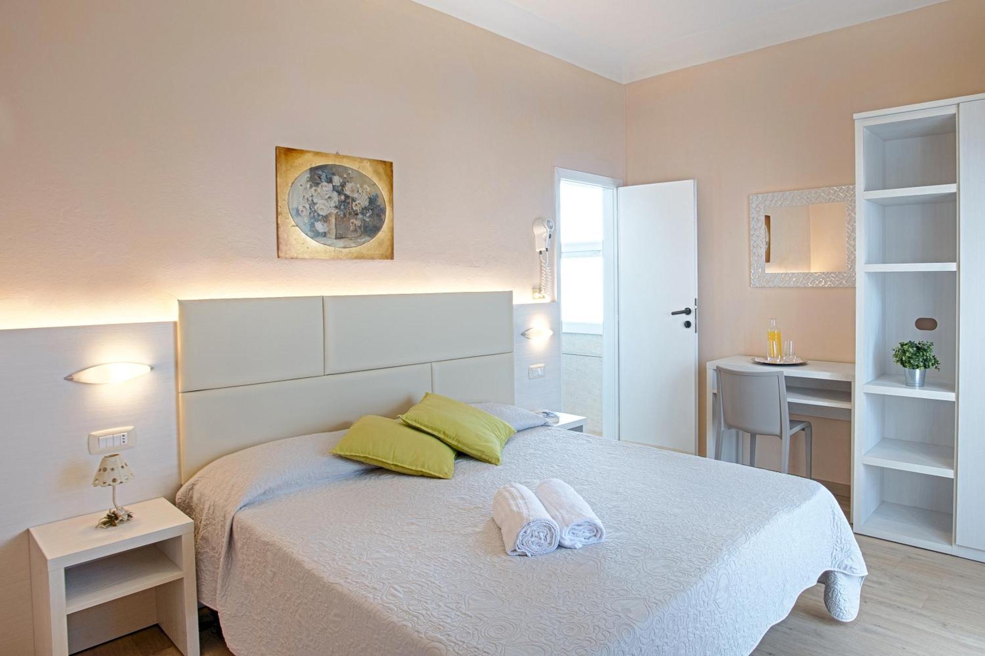 Hotel Barca D'Oro Bellaria-Igea Marina Buitenkant foto