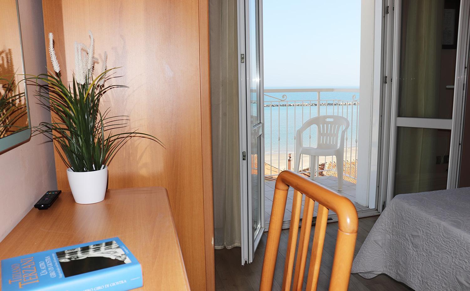 Hotel Barca D'Oro Bellaria-Igea Marina Buitenkant foto