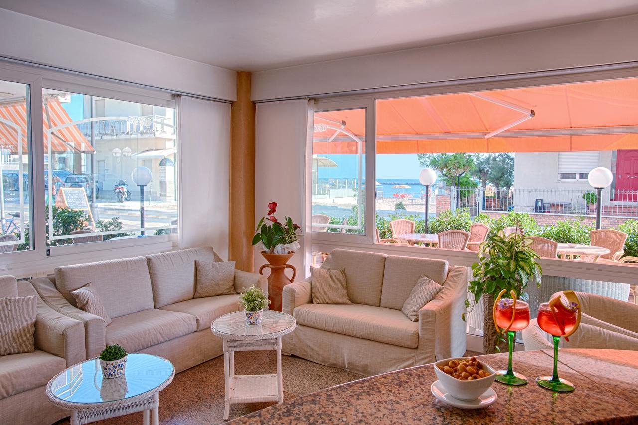 Hotel Barca D'Oro Bellaria-Igea Marina Buitenkant foto