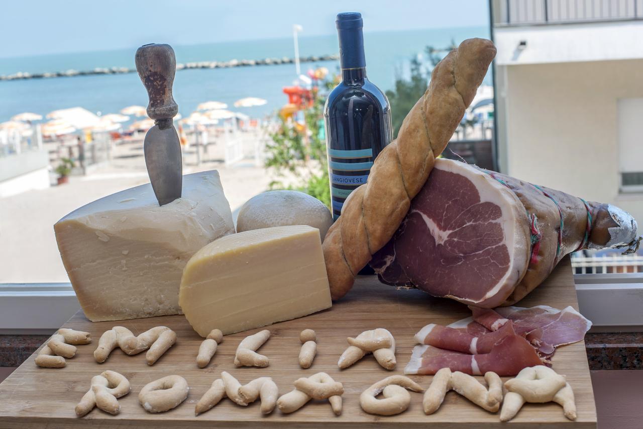 Hotel Barca D'Oro Bellaria-Igea Marina Buitenkant foto